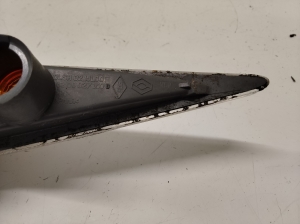 RENAULT Megane II (2002–2009) Front fender turn signal 8200027150 - 2