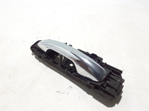 Mercedes Benz GLE-Class 167 (2019–2026) Rear side door exterior handle and its parts - 2
