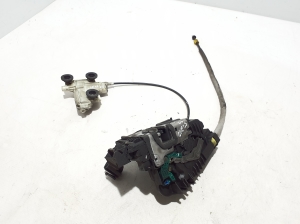 Mercedes Benz GLE-Class 167 (2019–2026) Rear side door lock A0997308000 - 3