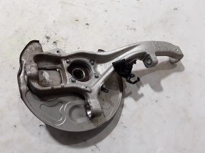 Mercedes Benz GLE-Class 167 (2019–2026) Front wheel hub A1673322500 - 2