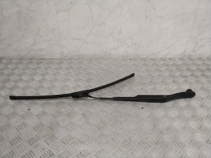 Windshield wiper arm