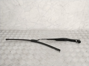 Hyundai IONIQ (2016–2026) Windshield wiper arm - 3