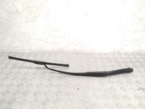   Windshield wiper arm  -  