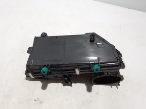 Mercedes Benz GLE-Class 167 (2019–2026) Luftfiltergehäuse A2560902400 - 2