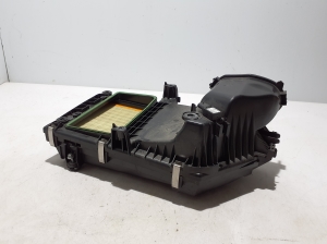 Mercedes Benz GLE-Class 167 (2019–2026) Luftfiltergehäuse A2560902400 - 4
