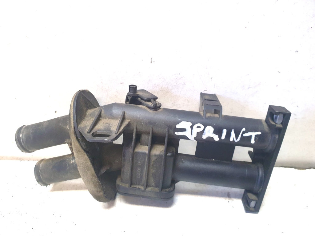 Mercedes Benz Sprinter 904 (1996–2006) Heater valve 662553C Mercedes Benz Sprinter 904 (1996–2006) Heater valve 662553C