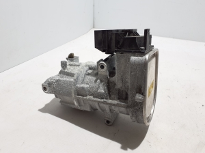 Mercedes Benz GLE-Class 167 (2019–2026) A/C compressor A0008308204 - 3