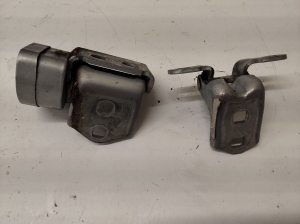 RENAULT Megane II (2002–2009) Rear side door lower hinge 029139F - 3