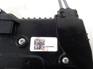 Kia Soul (2019–2026) Rear side door lock 81420K0000 - 2