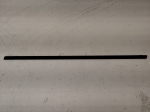Rear side door outer window molding - 8200073473