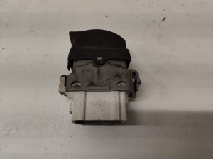 RENAULT Megane II (2002–2009) Rear side door window switch 108274A - 4