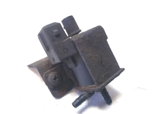 Volkswagen LT II (1996–2006) Magnetventil 028906283A - 3