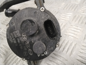 Hyundai IONIQ (2016–2026) Auxiliary water pump 369100E500 - 5
