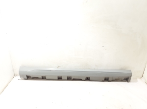  Schwellerverkleidung außen  - A1676983201 