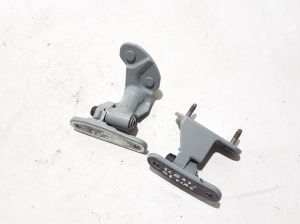 Mercedes Benz GLE-Class 167 (2019–2026) Rear side door upper hinge A1677304400 - 3