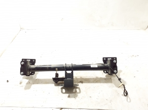 Mercedes Benz GLE-Class 167 (2019–2026) Tow hitch A1673102500 - 3