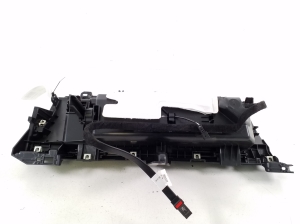 Tesla Model Y Y (2020–2026) Glove box 164311800A - 4