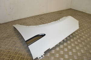 Land Rover Discovery Sport (2014–2026) Front fender FB216016A - 2