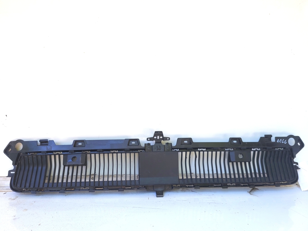RENAULT 5- I (2024–2026) Front bumper lower grille 623860532R RENAULT 5- I (2024–2026) Front bumper lower grille 623860532R