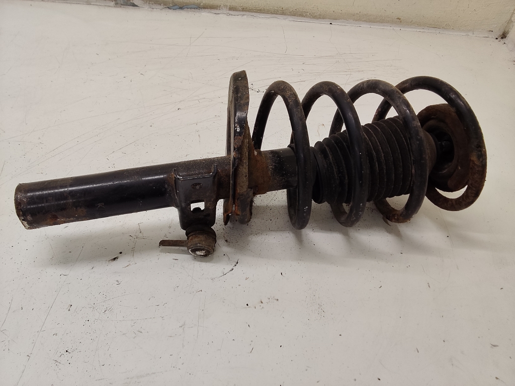 Volkswagen Sharan (1995–2010) Front shock absorber and its components 2000360 Volkswagen Sharan (1995–2010) Front shock absorber and its components 2000360