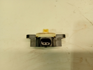 Mercedes Benz A-Class 176 (2012–2018) Airbag sensor A1668210351 - 2