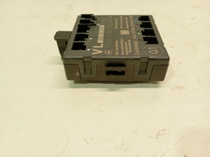 Mercedes Benz A-Class 176 (2012–2018) Front door control unit A1669005605 - 3