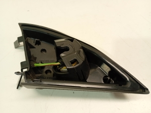 Mercedes Benz A-Class 176 (2012–2018) Esiukse muu osa A1767200111 - 3