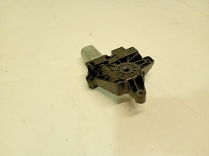 Mercedes Benz A-Class 176 (2012–2018) Rear side door window regulator motor 935441 - 2
