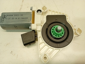 Mercedes Benz SLK-Class 172 (2011–2026) Hinterer Seitentür-Fensterhebermotor A2078200642 - 2