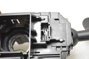 Land Rover Discovery Sport (2014–2026) Suunatulede lüliti FK7213N064DB - 3
