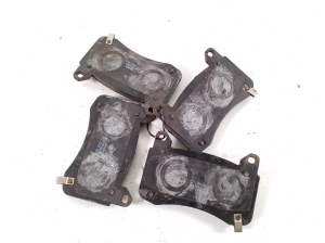 Tesla Model Y Y (2020–2026) Piduriklotsid ees 800828400B - 2