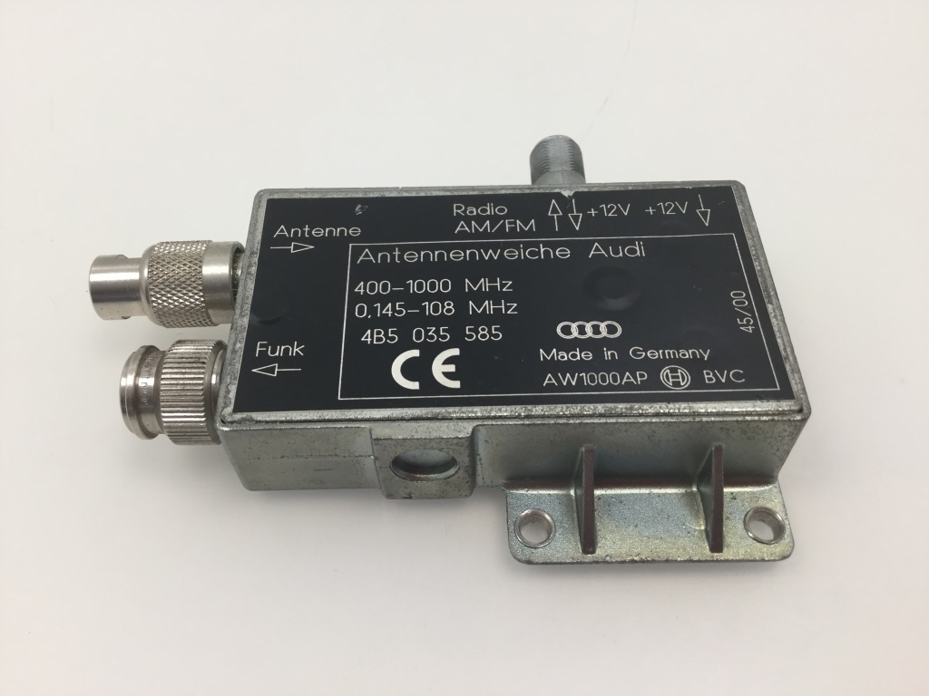 AUDI A8 D2/4D (1994-2002) Усилитель звука 4B5035585 21189349