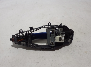 BMW 5 SERIES G31 (2017–2026) Rear side door exterior handle and its parts - 2