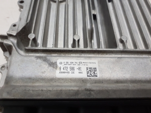 BMW 5 SERIES G31 (2017–2026) Engine control unit 8472586 - 2