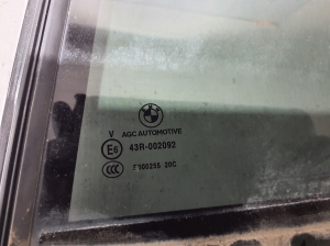 BMW 5 SERIES G31 (2017–2026) Tagumise külgukse kolmnurkklaas 7387459 - 2