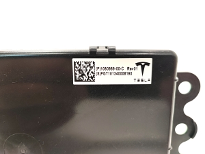 Tesla Model S S (2012–2026) Õhkvedrustuse juhtplokk 1060989-00-C - 5