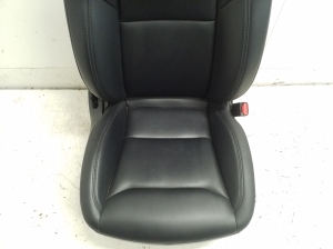Tesla Model Y Y (2020–2026) Front seat and its parts - 5