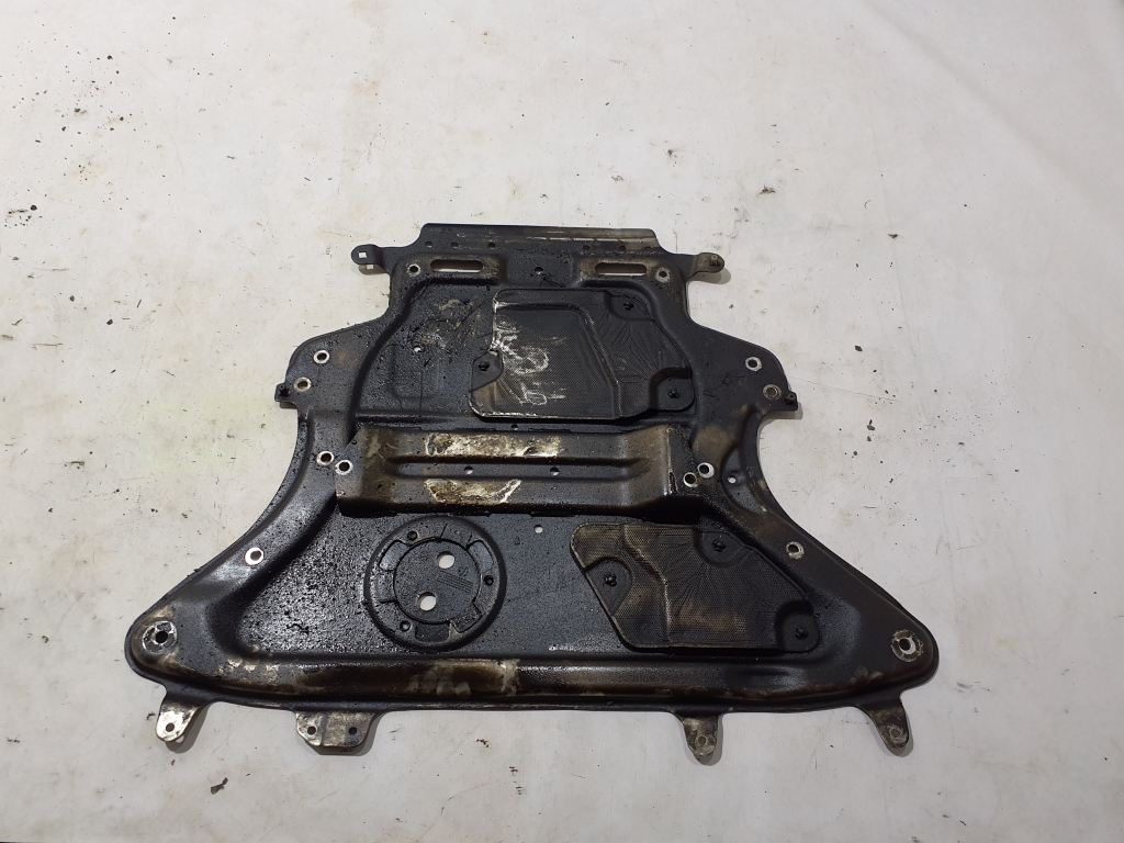 BMW 5 SERIES G31 (2017–2026) Unterbodenschutz vorne 6887547 BMW 5 SERIES G31 (2017–2026) Unterbodenschutz vorne 6887547