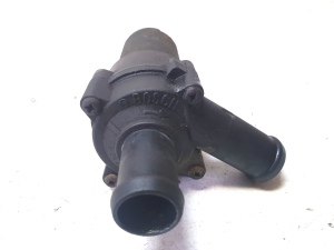 Volkswagen LT II (1996–2006) Auxiliary water pump - 2