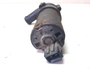 Volkswagen LT II (1996–2006) Auxiliary water pump - 5