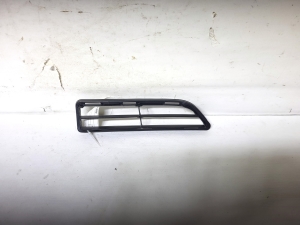 TOYOTA Hilux (2015–2020) Front bumper lower grille 70-531120k360 - 2