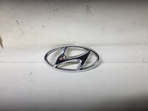 Emblem - 86300Q0010