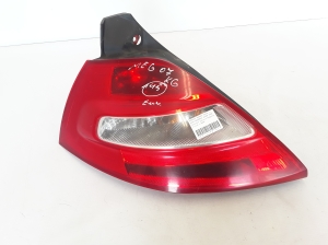 RENAULT Megane II (2002–2009) Eckleuchte hinten 8200413214 - 3