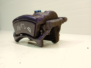 Mercedes Benz A-Class 176 (2012–2018) Front brake caliper A24618 - 2