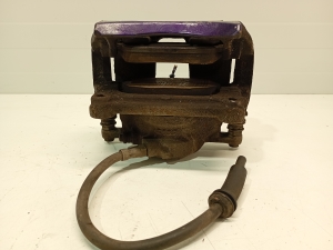Mercedes Benz A-Class 176 (2012–2018) Front brake caliper A24618 - 4