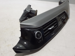 BMW 5 SERIES G31 (2017–2026) Dashboard trim 8070620 - 2
