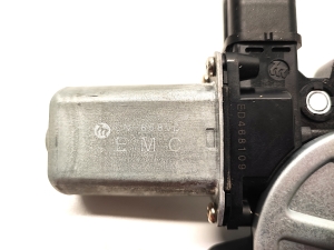 Tesla Model S S (2012–2026) Schiebedachmotor LN-658VD - 2