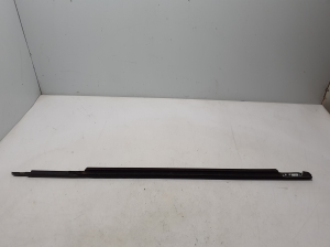 BMW 5 SERIES G31 (2017–2026) Esiukse klaasi välimine liist 7404025 - 2