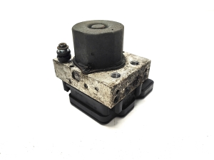 Tesla Model S S (2012–2026) ABS unit 1037797-00-D - 2