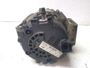 Mercedes Benz C-Class 204 (2007–2014) Alternator A0009067702 - 5
